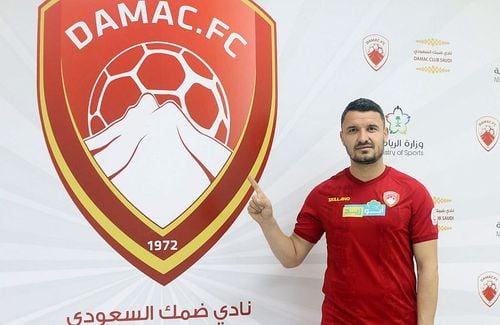 Constantin Budescu (31 de ani) a debutat pentru Damac, în eșecul 0-2 cu Al-Faysaly.