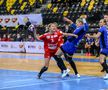 Iulia Curea (38 de ani) a condus-o astăzi pe CSM București, la victoria 27-22 cu rivala SCM Rm. Vâlcea.