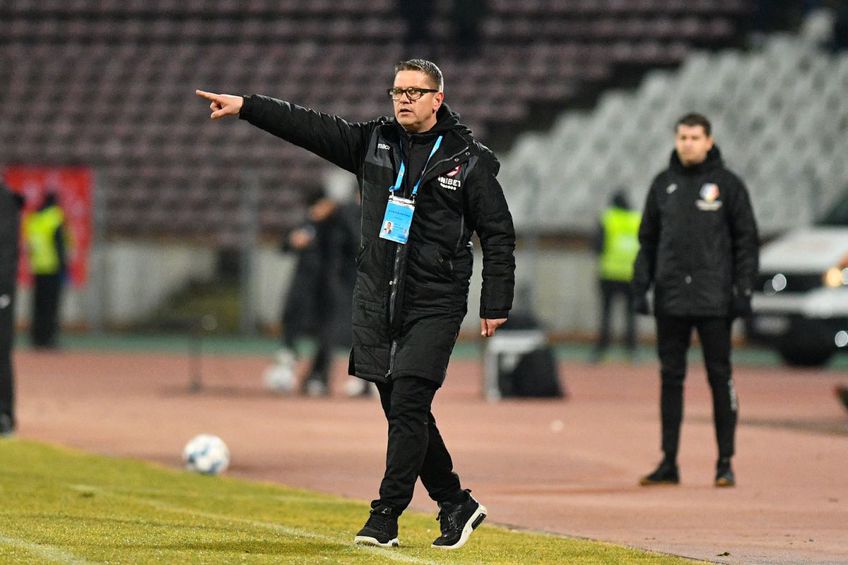Dinamo - Gaz Metan 4-0. Flavius Stoican, antrenorul „câinilor”, e deja cu gândul la derby-ul de runda viitoare, cu Rapid, pe Arena Națională (sâmbătă, 20:30).