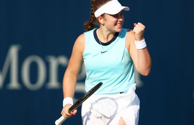 Ostapenko o provoacă pe Simona Halep înainte de semifinala de la Dubai: „Voi fi agresivă, nu mi-a făcut față!”