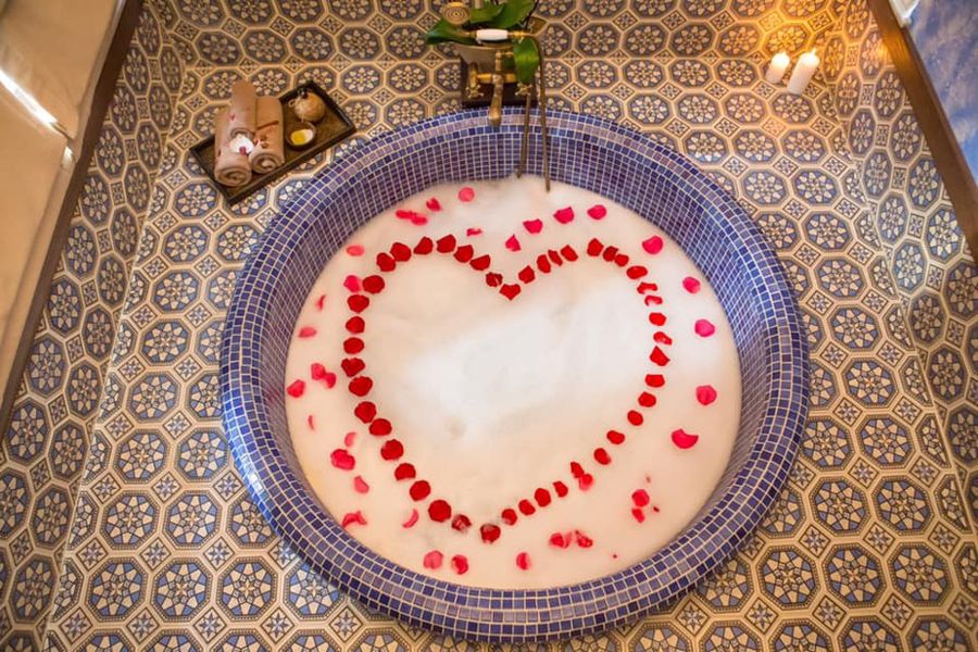 Surprinde-ți iubita cu un cadou special de 1 martie