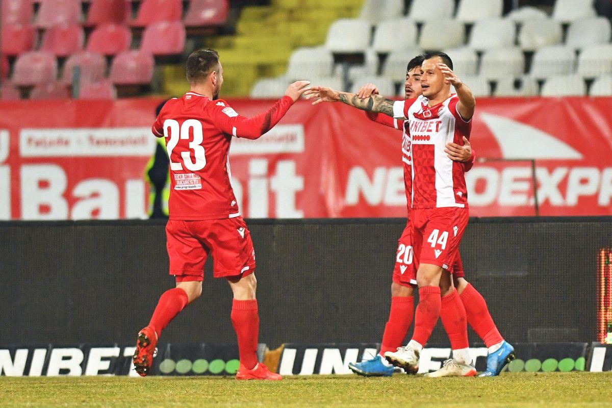 „Poker” în Ștefan cel Mare » Dinamo s-a distrat cu Gaz Metan, o echipă prăbușită! Premieră din 2018