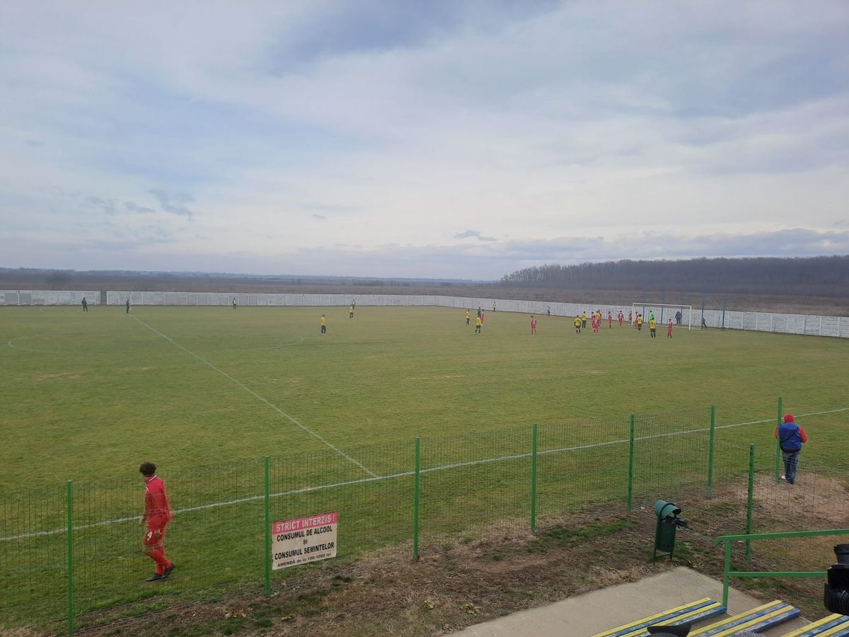 Dinamo - FC Brașov 2-1. Victorie convingătoare a „câinilor” cu o rivală la promovare!