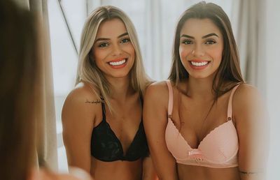 Neymar a vrut să facă „dubla” » Ce le-a cerut celor mai sexy gemene din Brazilia