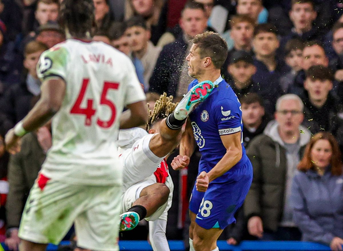 Accidentare gravă Azpilicueta, în Chelsea - Southampton 0-1