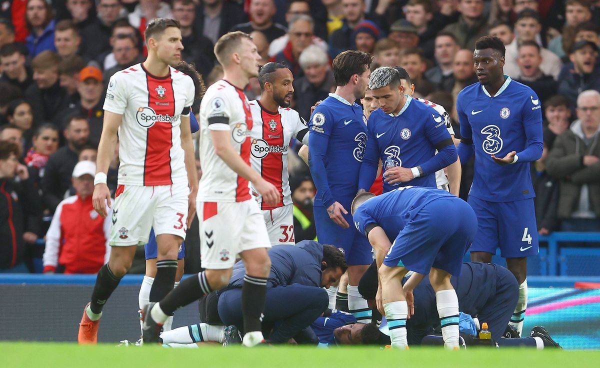 Momente delicate pe Stamford Bridge » Căpitanul lui Chelsea a avut nevoie de mască de oxigen