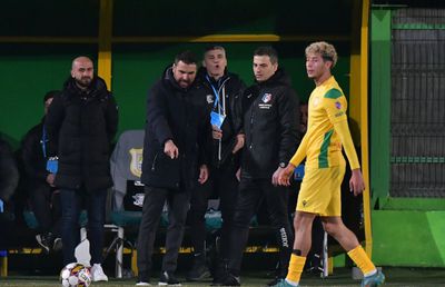 Rapid, comunicat fără precedent după meciul cu Mioveni » Replică acidă a lui Mihai Stoica + Verdictul specialistului