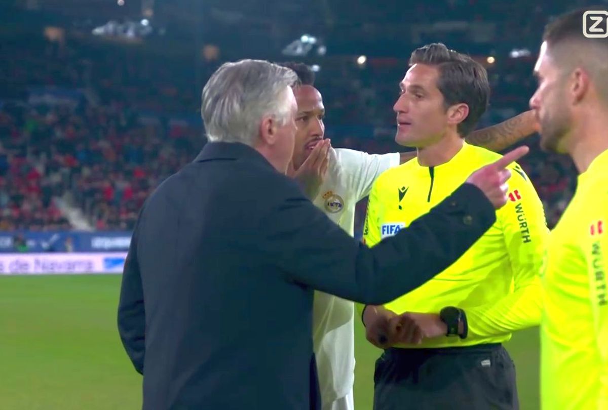 Ancelotti, așa cum nu l-ai mai văzut » Acces de furie la adresa arbitrului