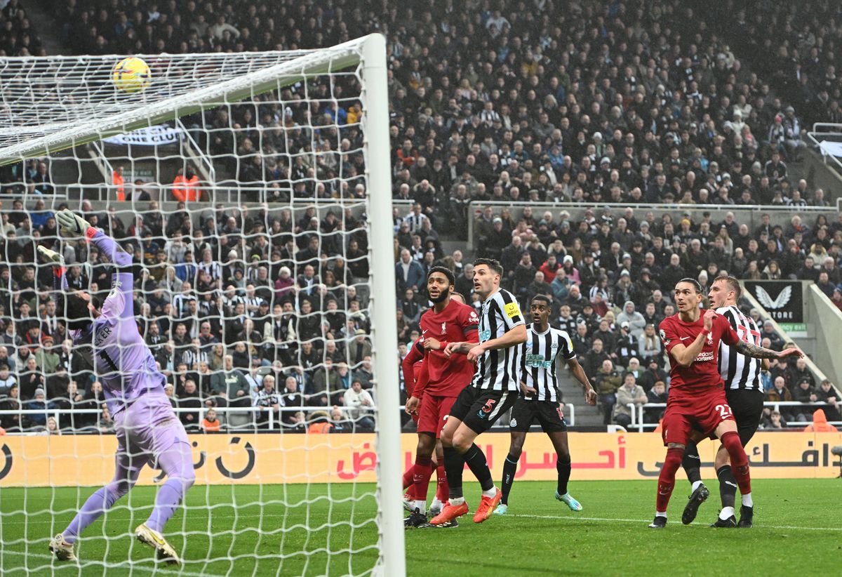 Liverpool s-a întors » Victorie cu Newcastle și continuă cursa pentru loc de Champions League