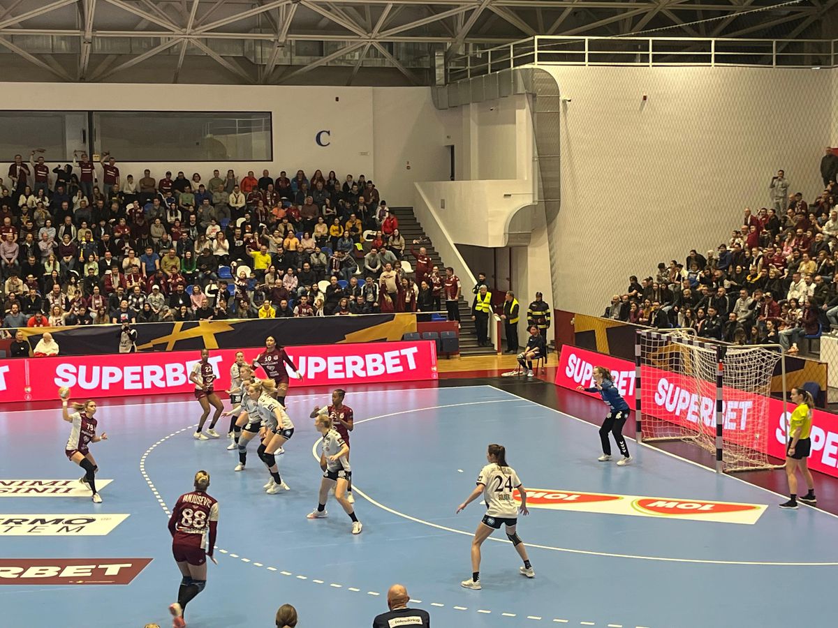 Rapid - Esbjerg 24-33» Vicecampioana României, eliminată din Liga Campionilor! Înfrângere dură la Mioveni