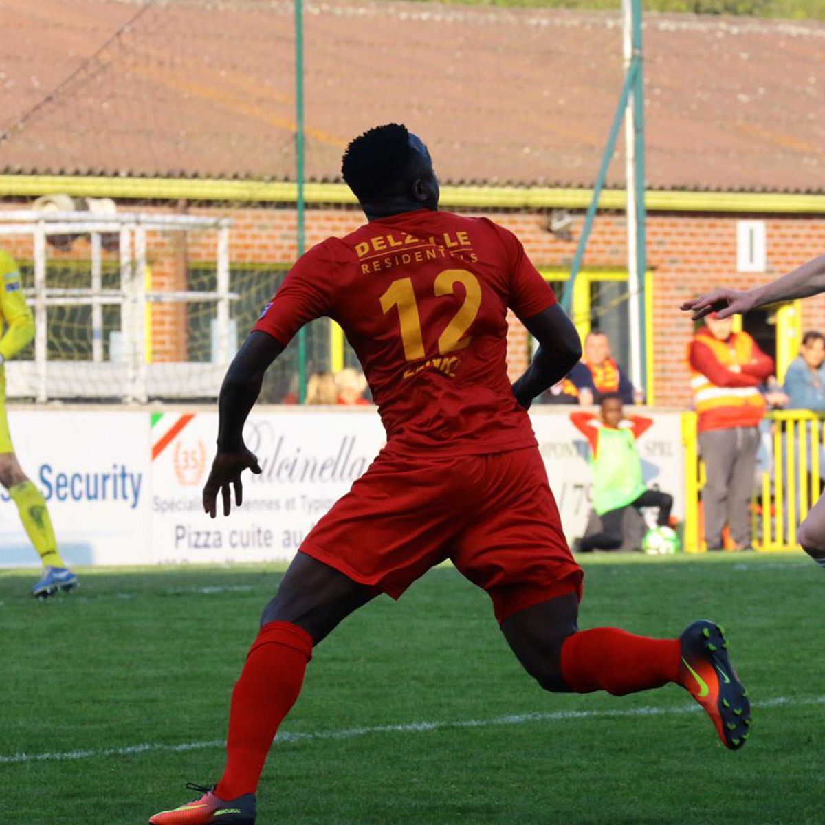 Fotbalistul legendar din Liga 1, reacție savuroasă după ce a văzut imaginile cu „Regele” lui Dinamo: „Prietene...”