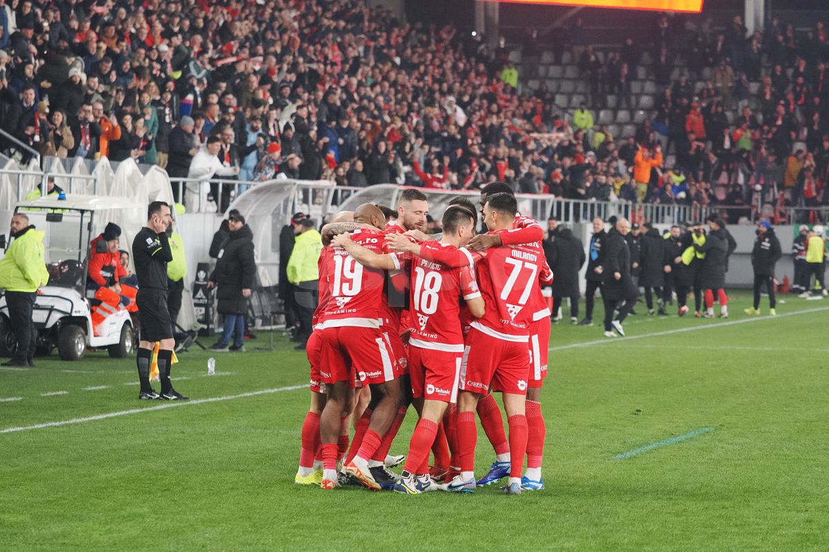 Probleme pe toate planurile pentru Dorinel Munteanu » Internat imediat după meciul cu Dinamo, a intrat și în atenția FRF: „Să se potolească!”