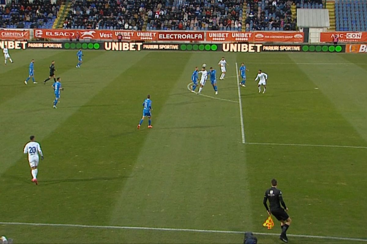 Verdictul specialistului la primul gol din Botoșani - Craiova + Diferența față de reușita anulată lui Coman cu CFR Cluj