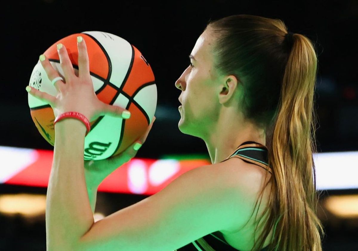 Sabrina Ionescu l-a înfruntat pe Steph Curry la All Star Game!