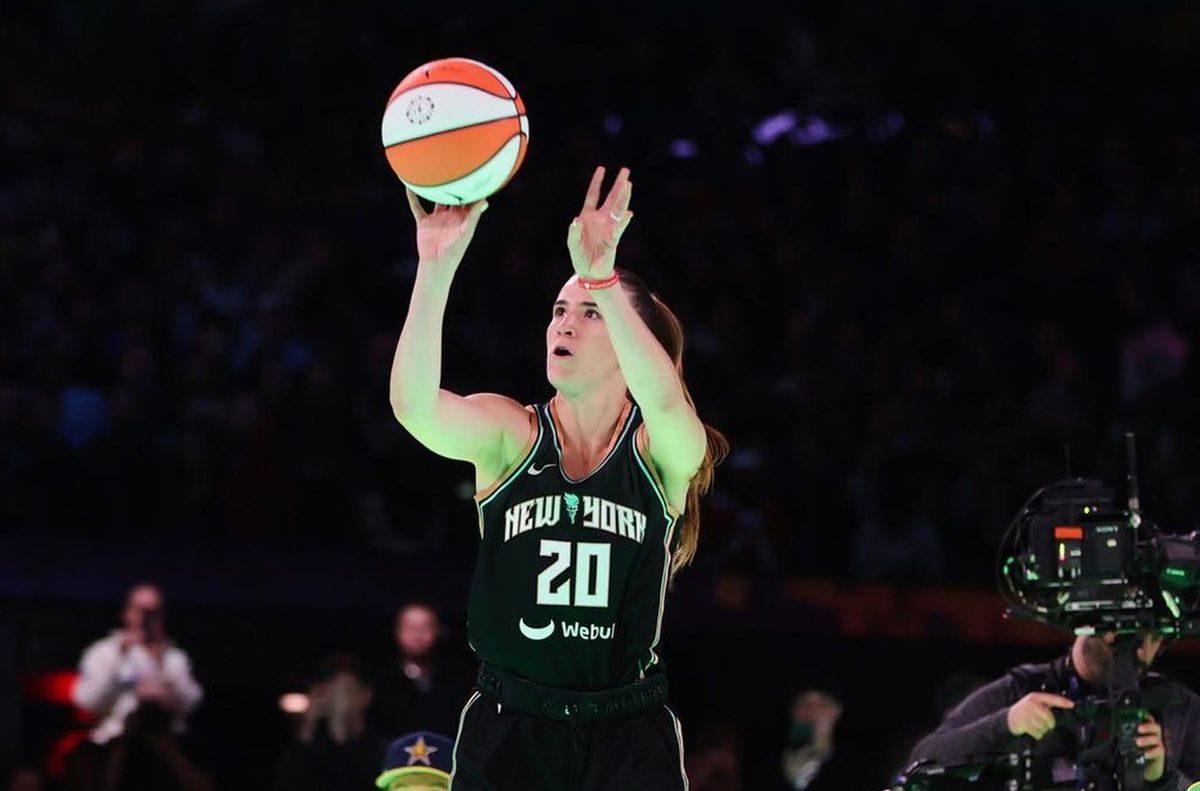 Sabrina Ionescu l-a înfruntat pe Steph Curry la All Star Game!