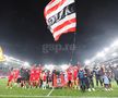 Cu steaguri uriașe pe gazon, în fața PCH » Imagini surprinse imediat după Dinamo - Oțelul