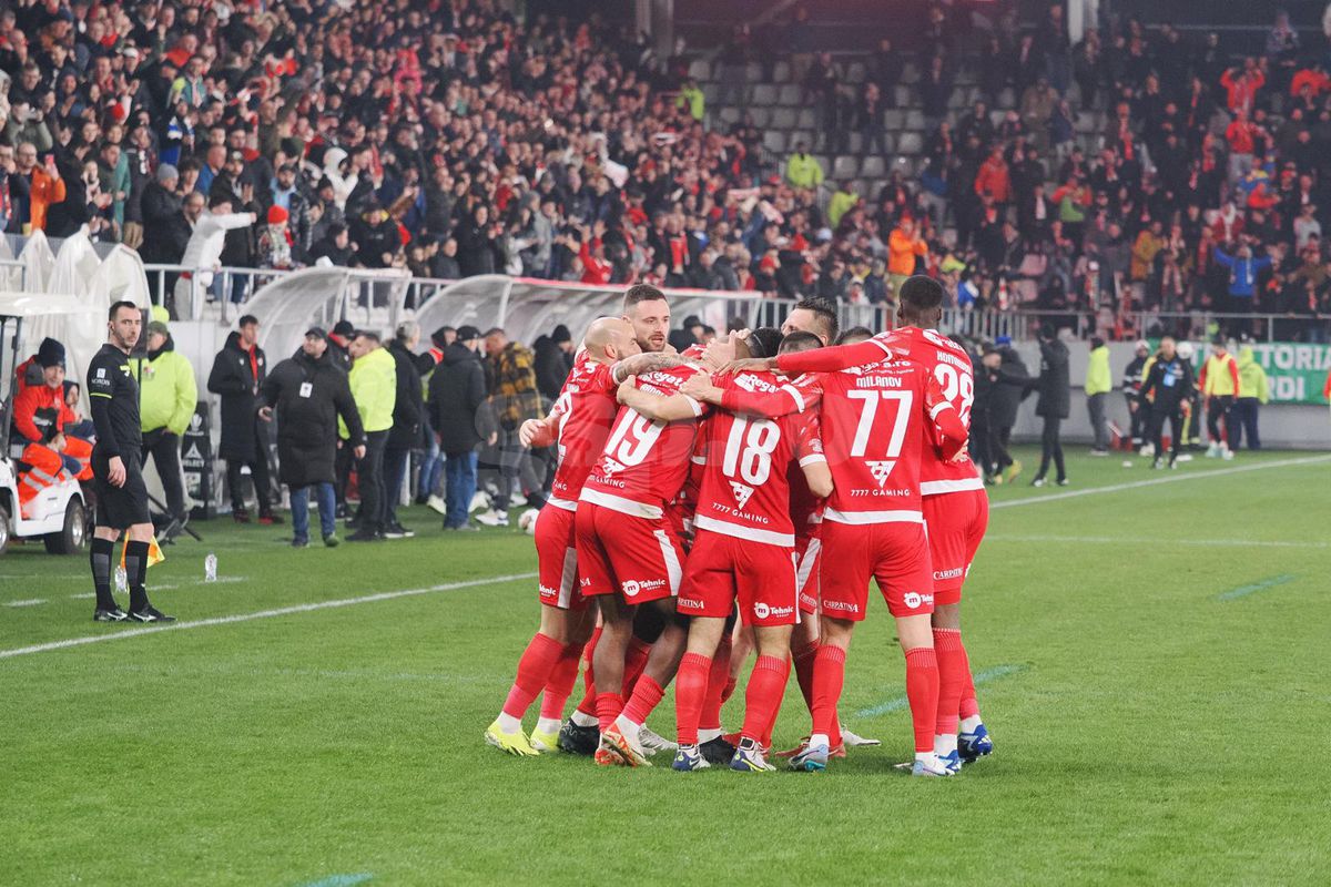 Probleme pe toate planurile pentru Dorinel Munteanu » Internat imediat după meciul cu Dinamo, a intrat și în atenția FRF: „Să se potolească!”