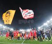 Jucătorii lui Dinamo au sărbătorit cu fanii victoria cu Oțelul