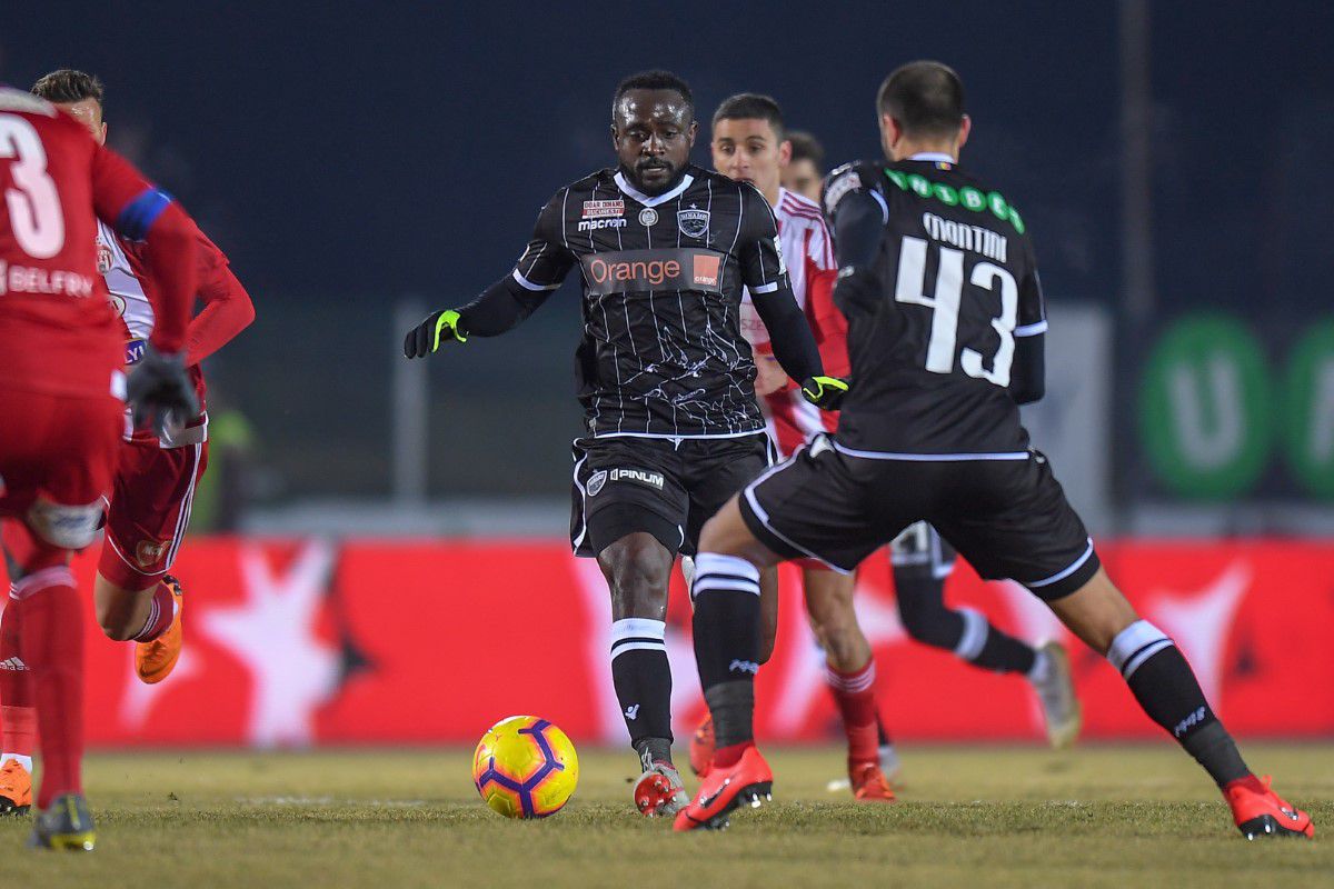 Simon Zenke - fost jucator Dinamo