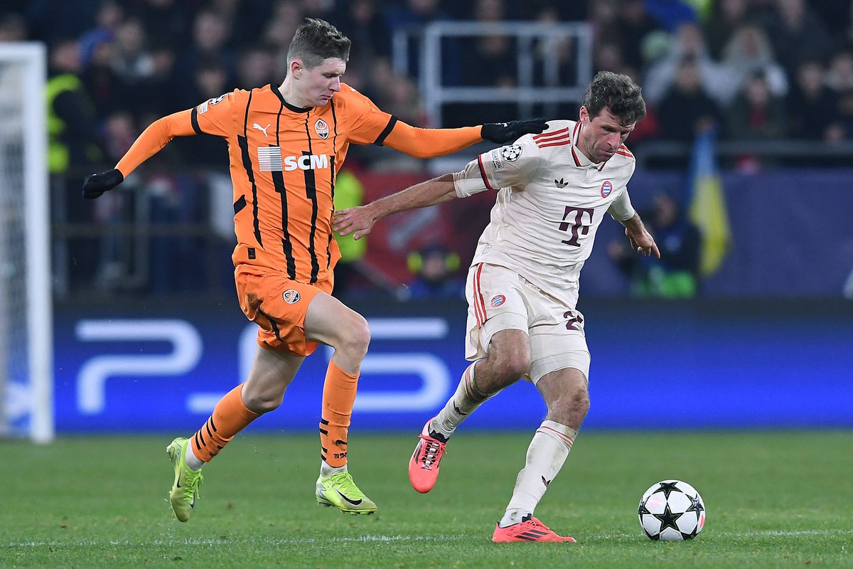 UEFA a luat decizia » De ce nu își poate folosi Bayern echipamentul tradițional în Liga Campionilor