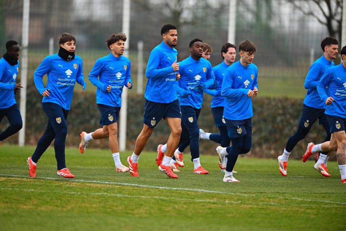 Cristi Chivu, la primul antrenament din postura de antrenor al Parmei