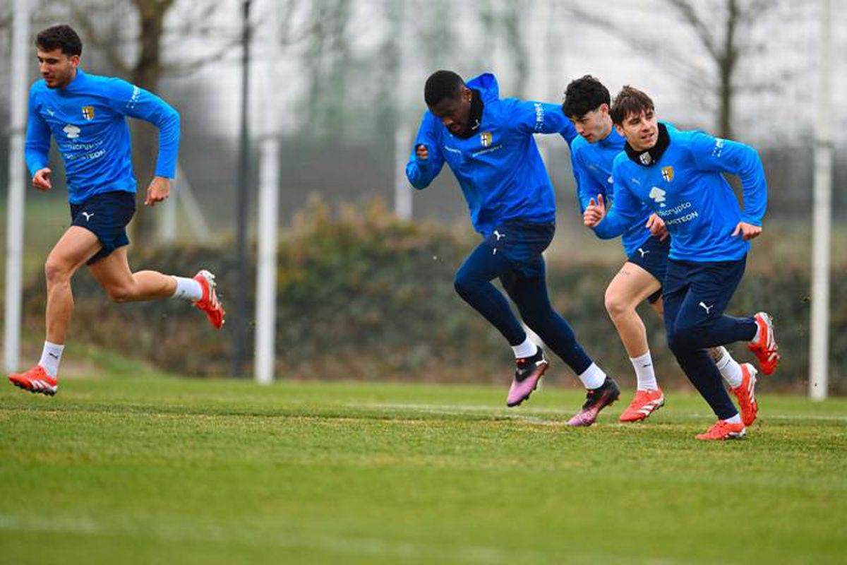 Cristi Chivu, la primul antrenament din postura de antrenor al Parmei