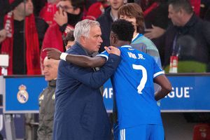 Jose Mourinho l-a pus la punct pe Vinicius, apoi a fost atacat el însuși: „Cam ipocrit”