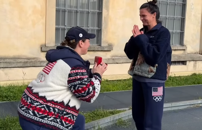 O nouă poveste de dragoste olimpică » O sportivă a fost cerută în căsătorie de iubita ei