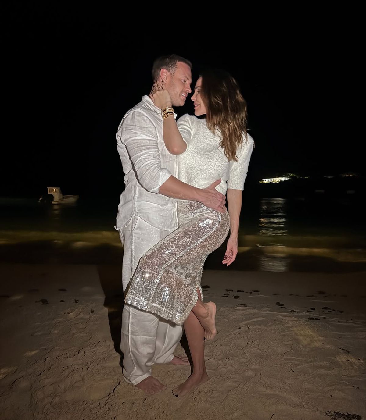 Se mărită din nou, la 44 de ani! » Imaginea care a aruncat internetul în aer