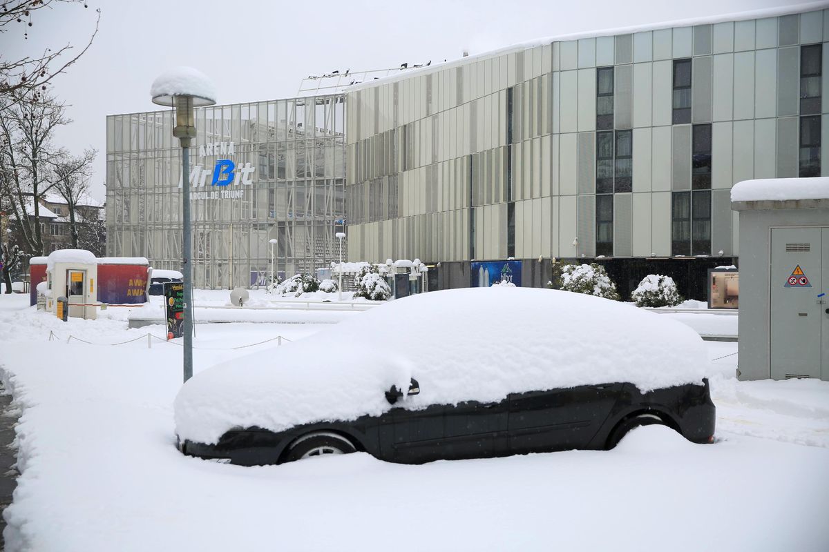 Zăpadă București - februarie 2026