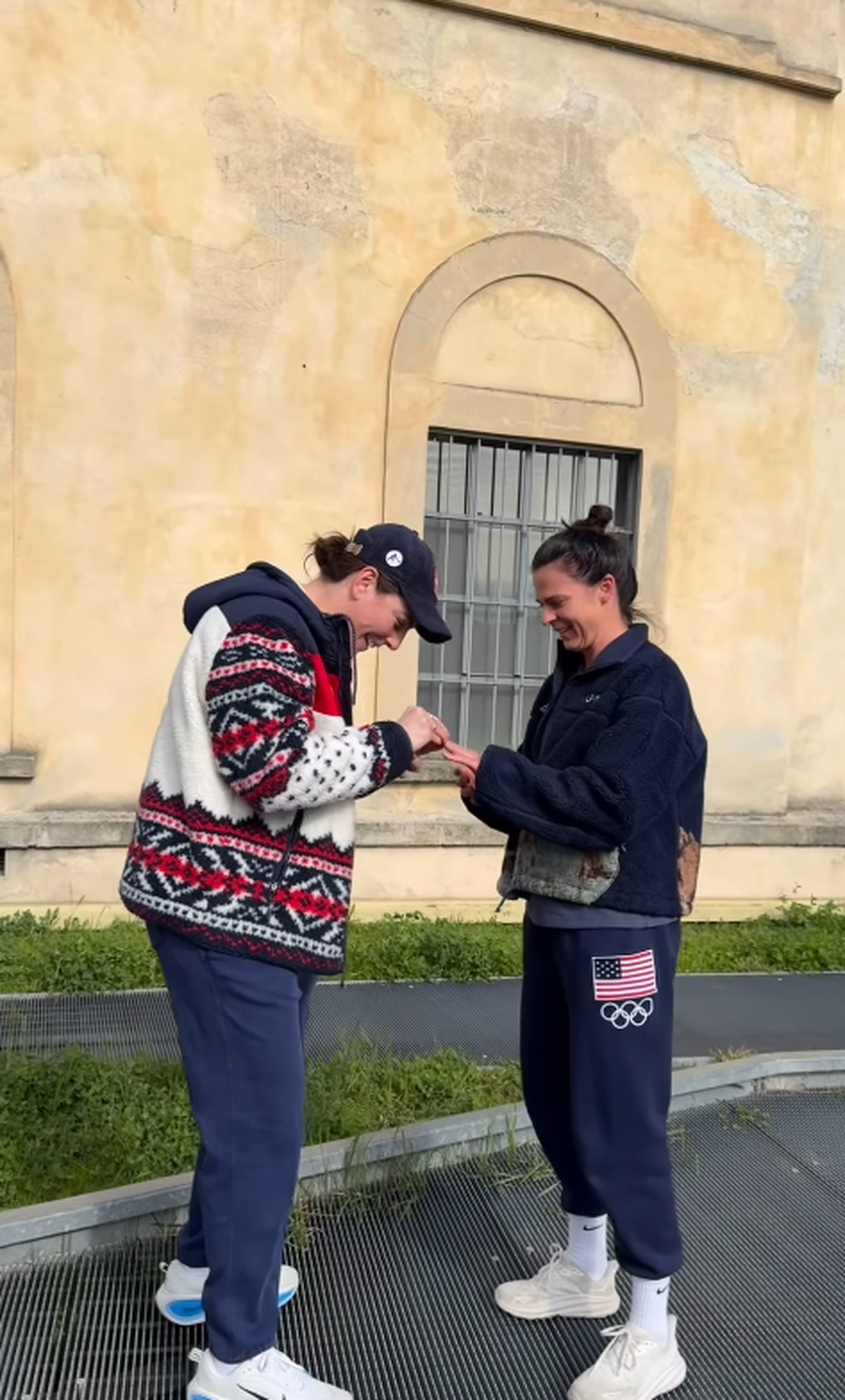 O nouă poveste de dragoste olimpică » O sportivă a fost cerută în căsătorie de iubita ei