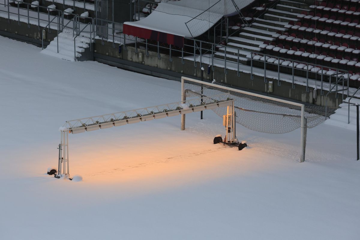 România în COD ROȘU: se mai joacă etapa din Superliga? » LPF, reacție oficială pentru GSP: „Acestea sunt problemele”