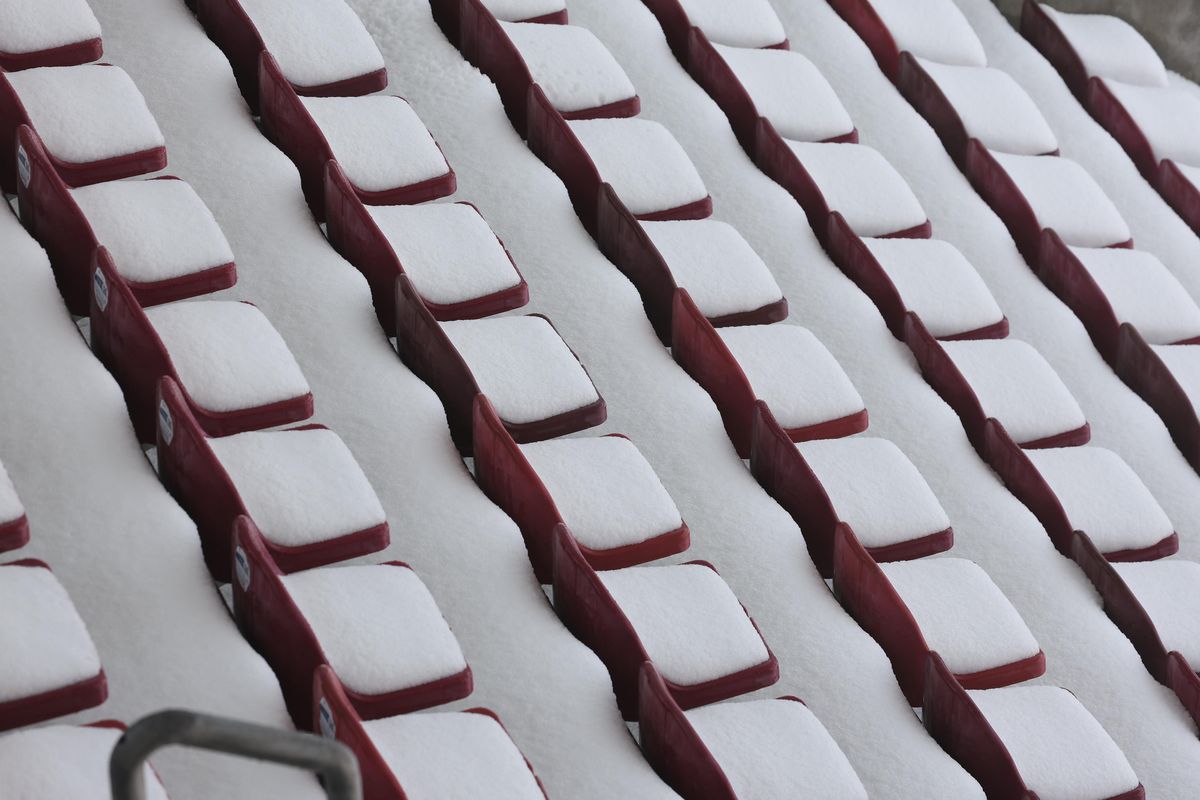 România în COD ROȘU: se mai joacă etapa din Superliga? » LPF, reacție oficială pentru GSP: „Acestea sunt problemele”