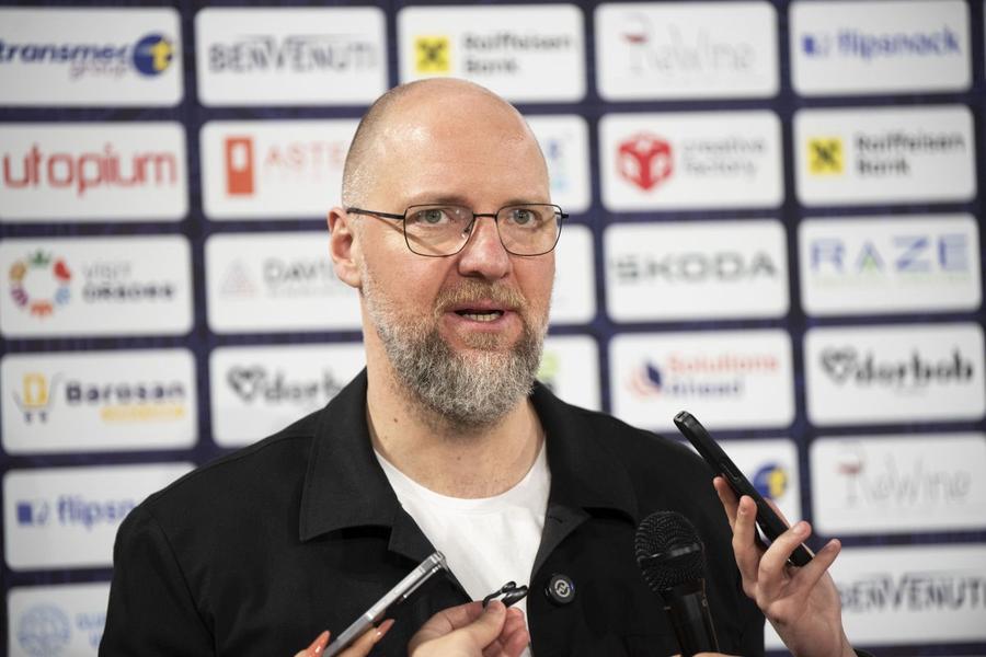 Mihai Silvășan, antrenorul lui U-BT Cluj-Napoca/Foto: CSM Oradea Ultimele informații din tabăra lui U-BT Cluj-Napoca înaintea meciului 3 al seriei cu SCM U Craiova: cum arată BTarena și care e situația lui Karel Guzman