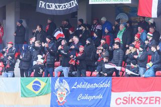 Csikszereda le dă bani suporterilor acuzați de xenofobie și rasism! „Președintele Szondy Zoltan face următoarea ofertă”