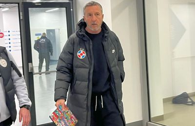 Și-a pierdut controlul! Derapaj suburban la adresa lui Mihai Stoica: „Băi, agariciule! Îți dădeam eu ție una în scăfârlia aia!”