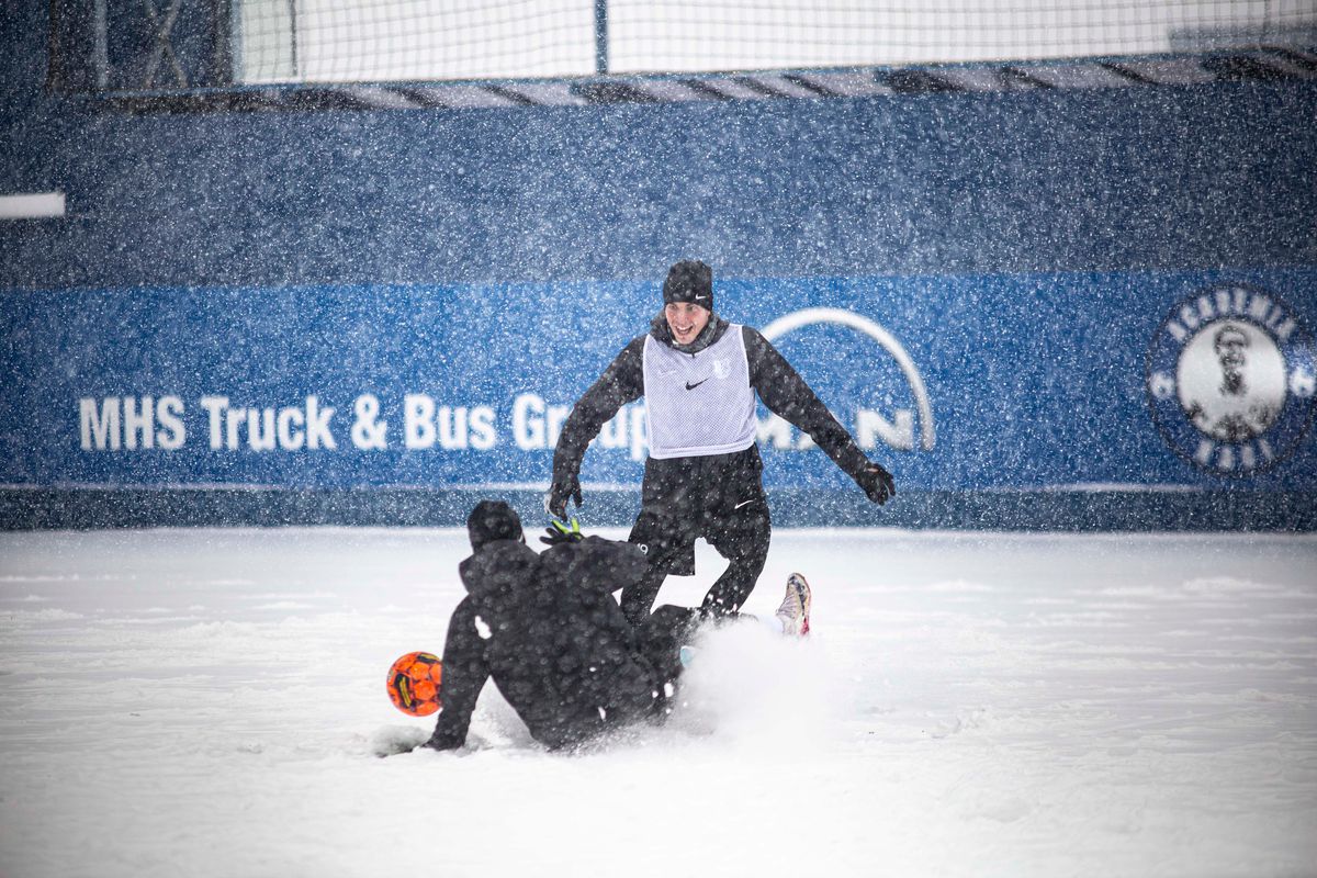 România în COD ROȘU: se mai joacă etapa din Superliga? » LPF, reacție oficială pentru GSP: „Acestea sunt problemele”