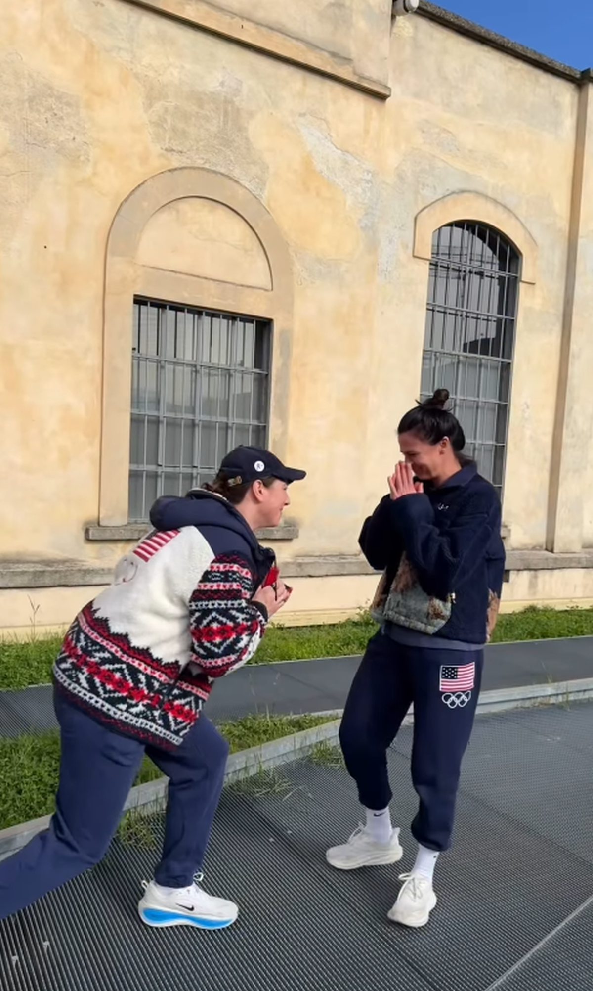 Brittany Bowe a fost cerută în căsătorie de iubita ei, Hilary Knight