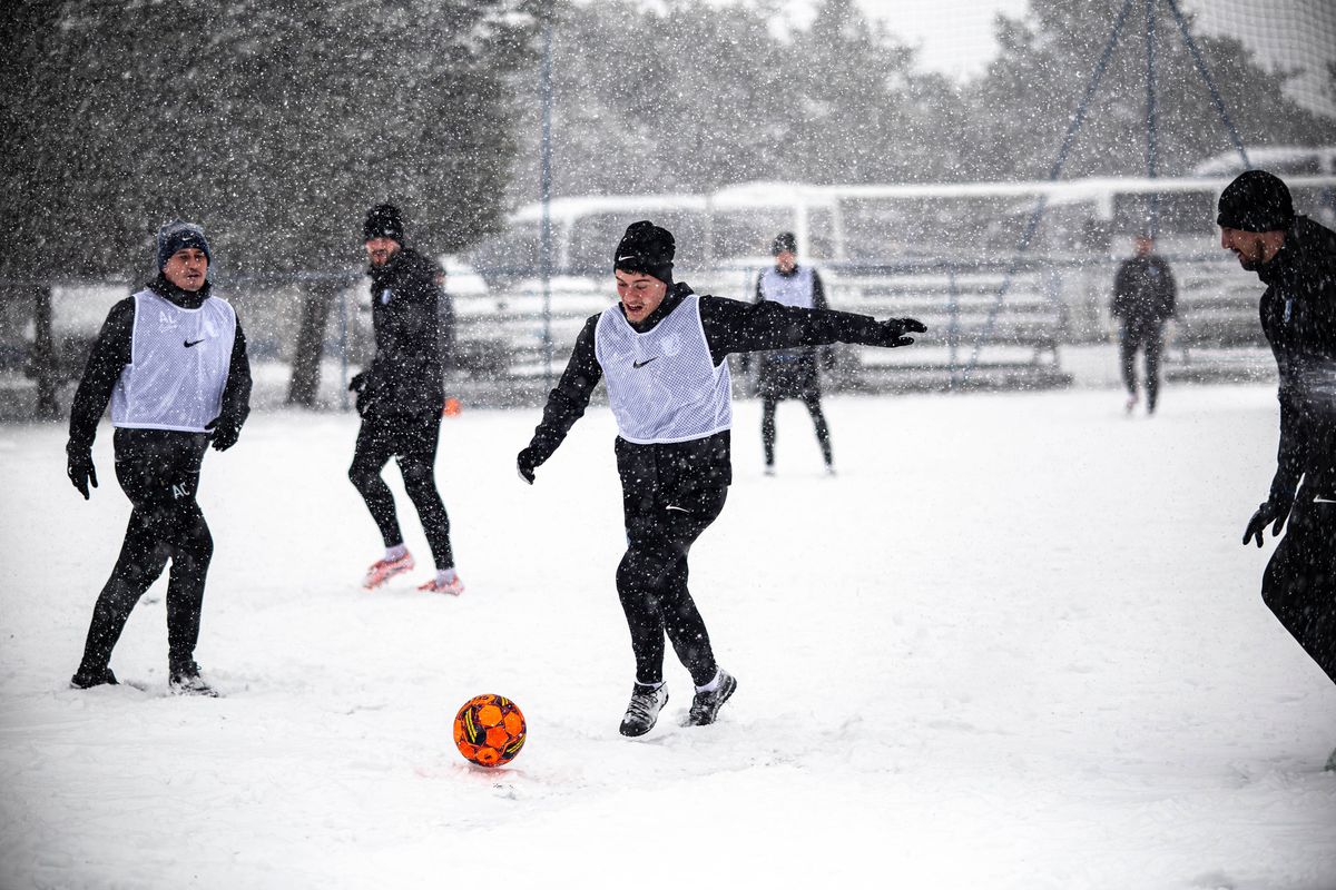 România în COD ROȘU: se mai joacă etapa din Superliga? » LPF, reacție oficială pentru GSP: „Acestea sunt problemele”