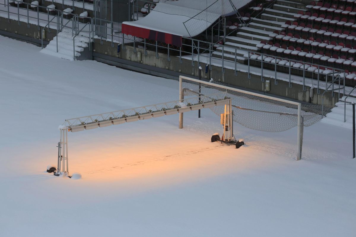 Olimpiada de Iarnă de la București, peste Milano Cortina » Imagini spectaculoase, dar și șocante din Capitală