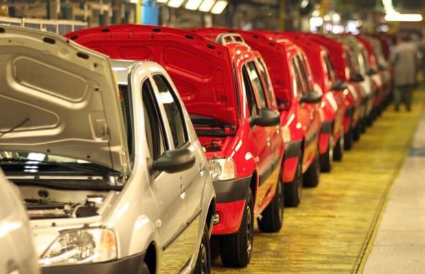 Dacia întrerupe activitatea la Mioveni din cauza coronavirusului » Ce se întâmplă cu cei peste 14.000 de angajați