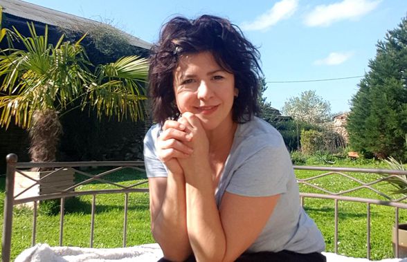 Jurnalul incredibil al unei românce din Franța: “Într-o săptămână am trecut de la seri dansante la izolare. Suntem recunoscători ziariștilor că ne țineți conectați”