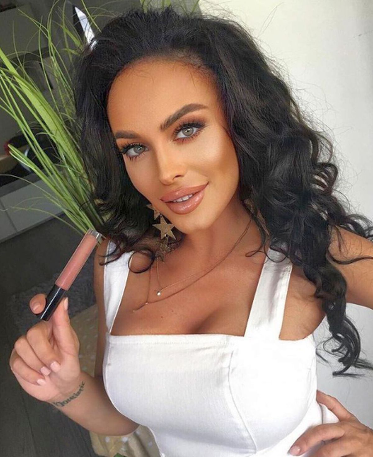 Cristian Daminuță s-a împăcat cu soția, pe care a dat-o afară din casă în decembrie: „Timpul rezolvă tot, rezolvă răni”