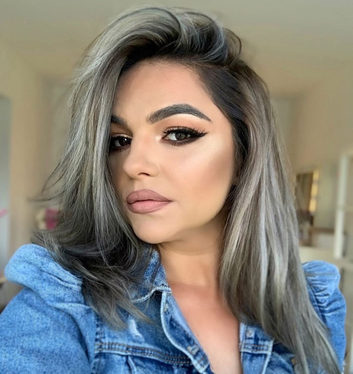 „Regina Piteștiului” și-a făcut apariția la „decisivul” pentru Superligă » Soțul, fost campion al României, s-a făcut antrenor