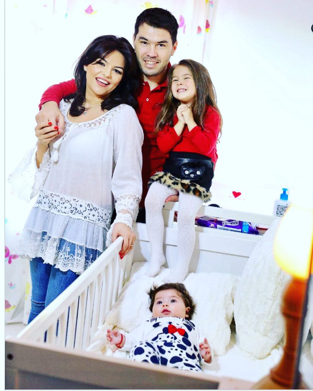 „Regina Piteștiului” și-a făcut apariția la „decisivul” pentru Superligă » Soțul, fost campion al României, s-a făcut antrenor