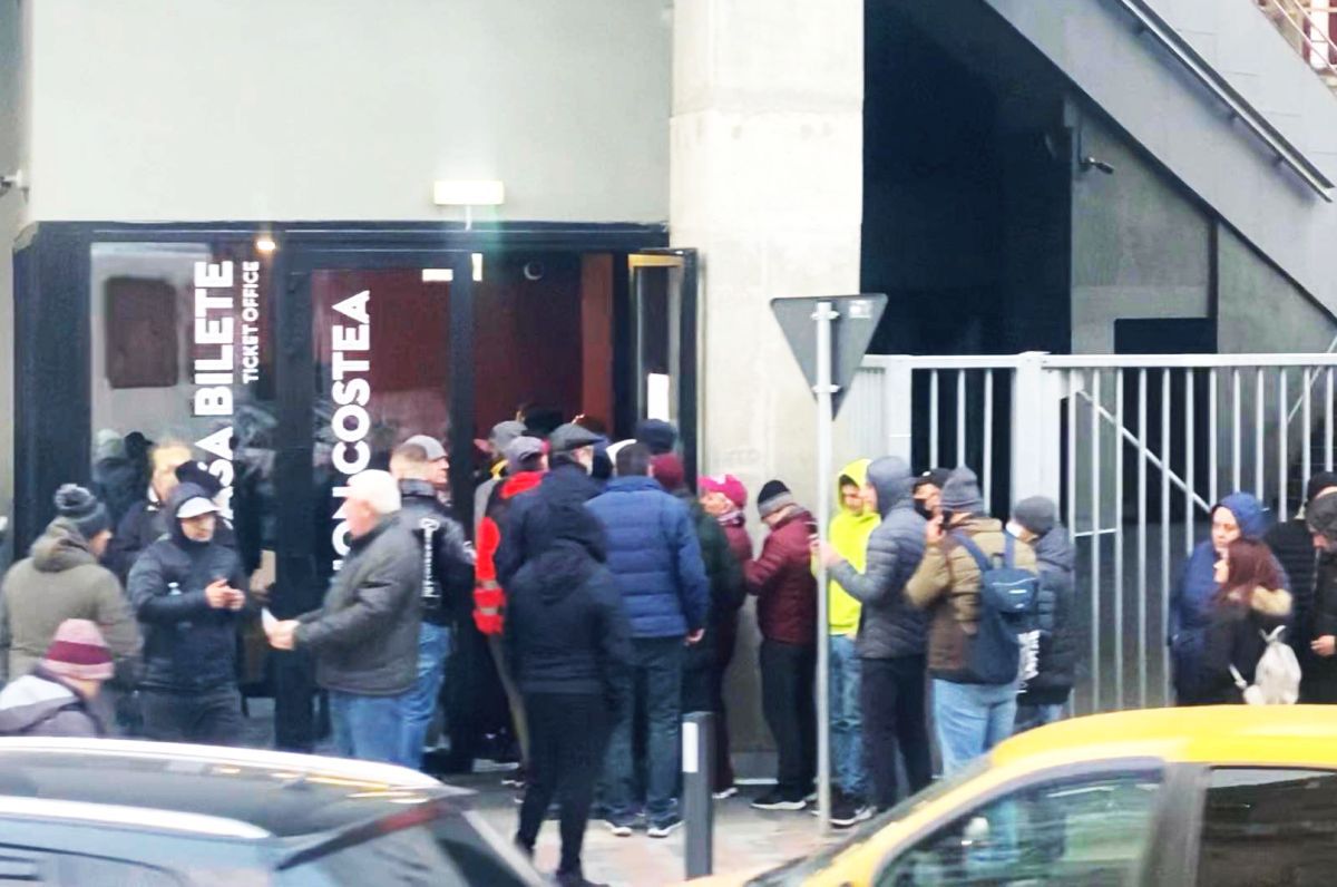 WOW! Imagini de azi: coadă imensă la casa de bilete a noului stadion Rapid! Va fi SOLD OUT din prima zi