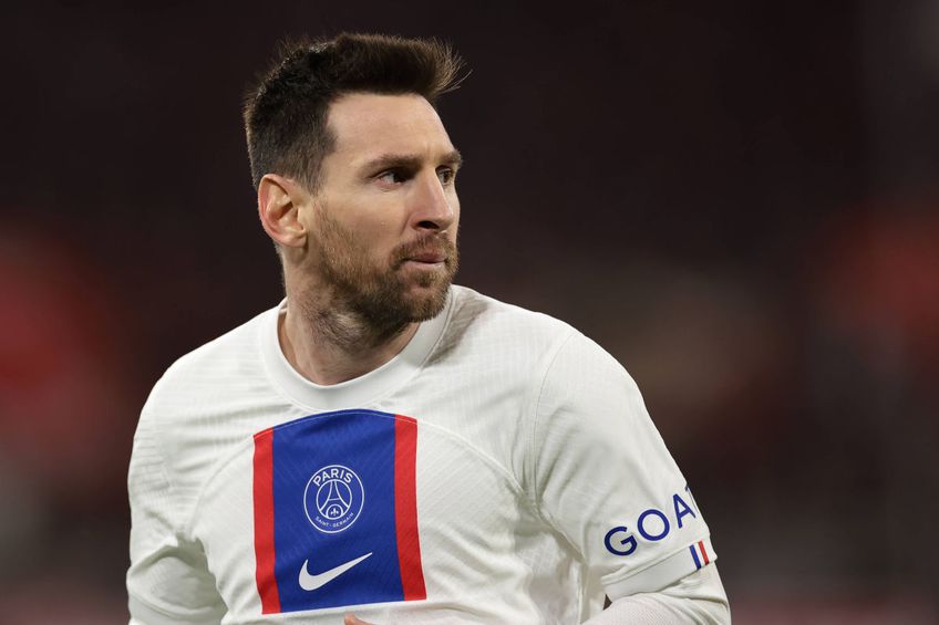 Lionel Messi (35 de ani), extrema argentiniană a campioanei Franței, PSG, ar fi părăsit antrenamentul parizienilor de marți, fiind nemulțumit de un exercițiu propus de Christophe Galtier. 
Foto: Imago