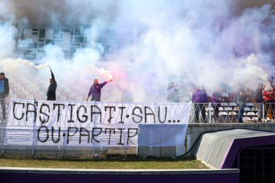 Suporterii au venit la antrenamentul de azi al lui FC Argeș / Sursă foto: Facebook@FC Argeș (Gabriela Neacșu)