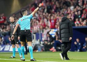 Colecționarul de cartonașe » Nimeni nu-l poate întrece pe Xavi de la numirea sa la FC Barcelona + Ce explicații are