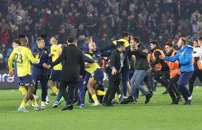 Fenerbahce, gata să ia măsuri dure! Ia în calcul să se retragă din campionat după violențele de duminică